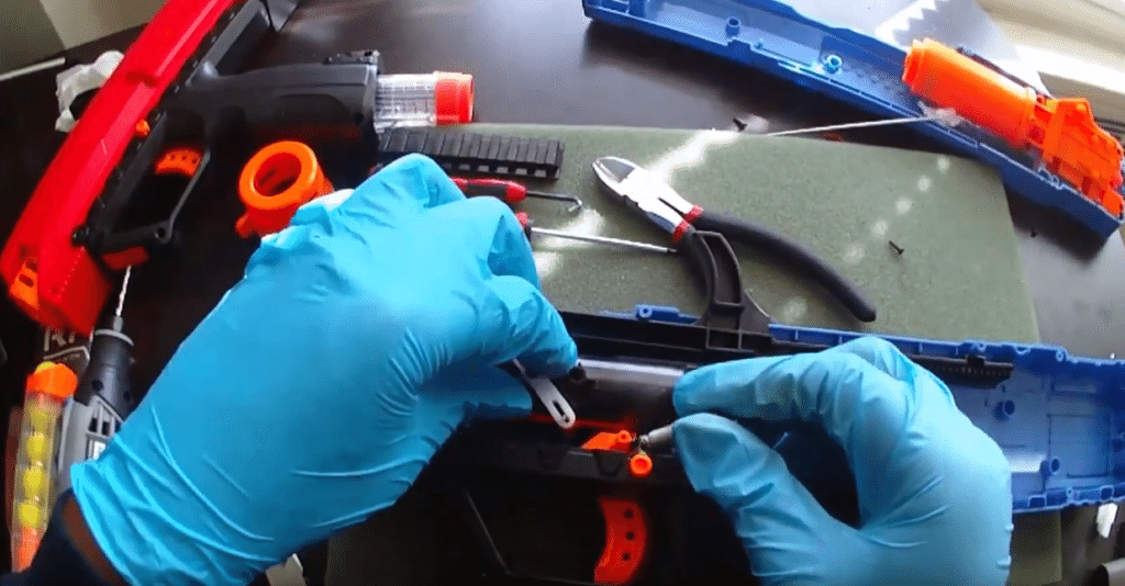 nerf rival apollo mod guide new nerf blaster installing the breech return spring